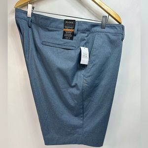 Jos A Bank Men's Traveler Performance Shorts Size 42 Slim Fit light Blue…